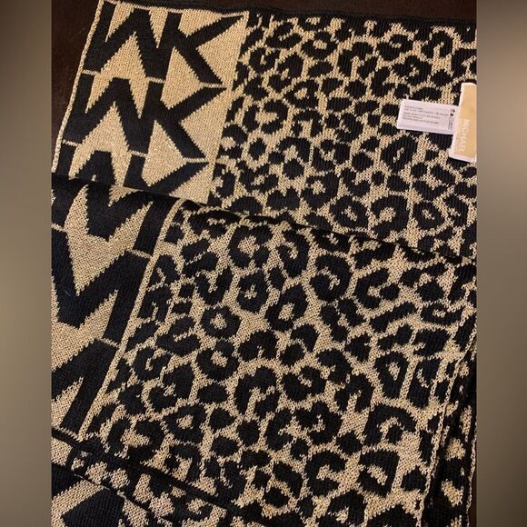 MK Michael Kors Metallic Animal Print Scarf Black Gold - Picture 4 of 4